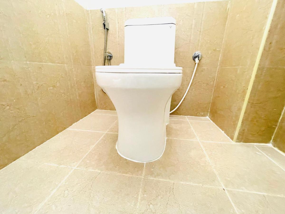Lsr Service Apartments Tirupati Bagian luar foto