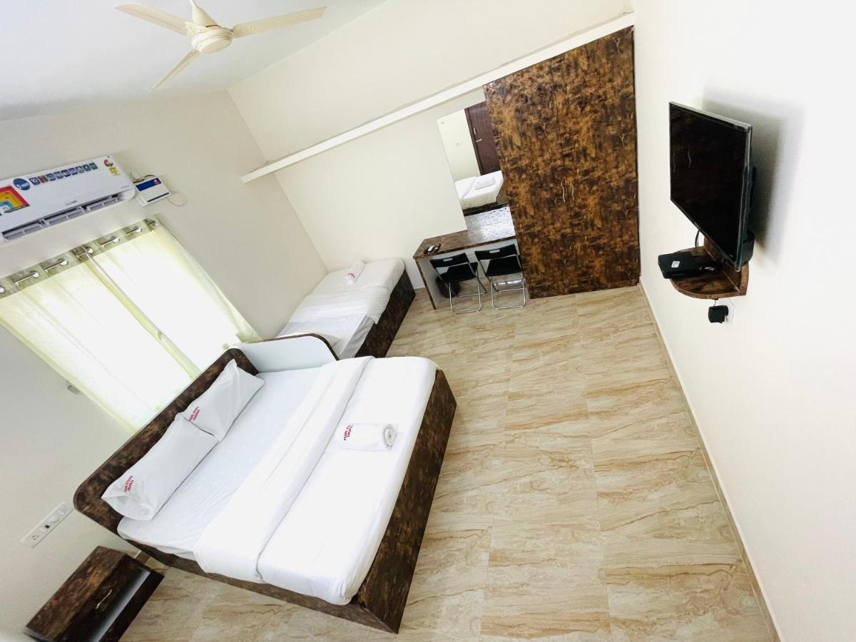 Lsr Service Apartments Tirupati Bagian luar foto