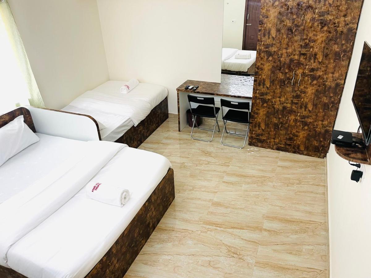 Lsr Service Apartments Tirupati Bagian luar foto